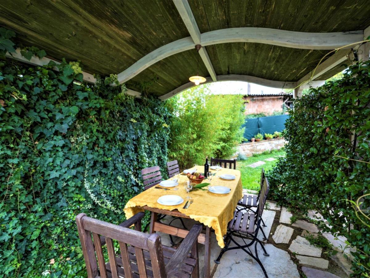 Holiday Home Rustico Cavernoso By Interhome Колле-ди-Валь-д'Эльса Экстерьер фото